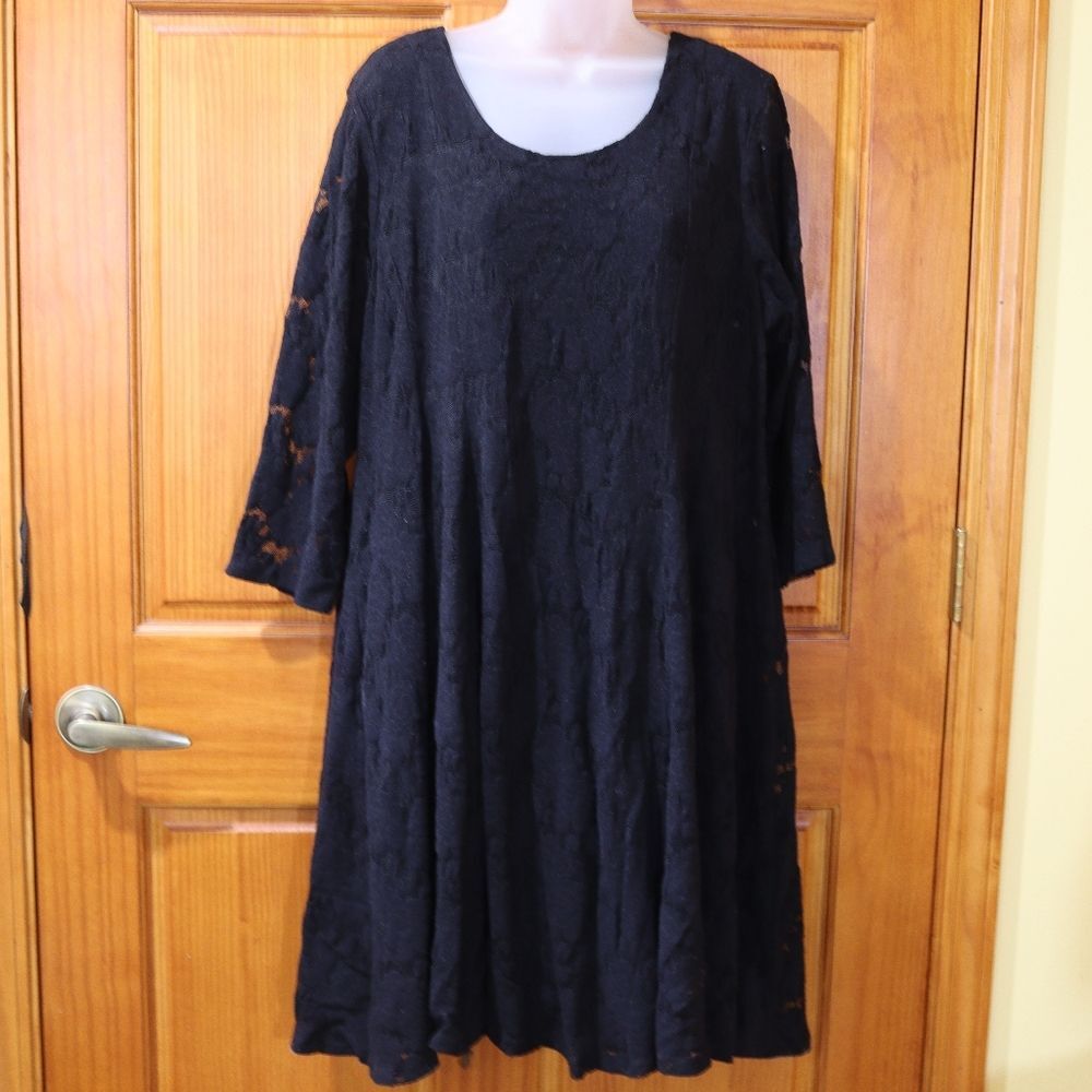 Torrid Plus Size 2X Black Lace Skater Dress - Flared Long Sleeve Gothic - Picture 2 of 10